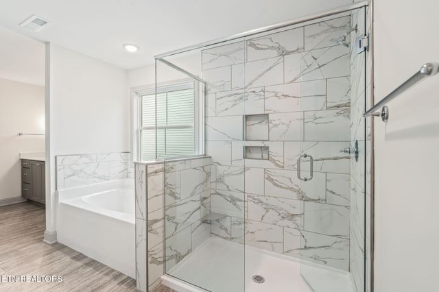 1172 Madison Oaks Rd, Knoxville, TN 37924