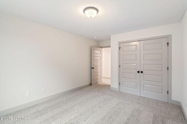 1172 Madison Oaks Rd, Knoxville, TN 37924