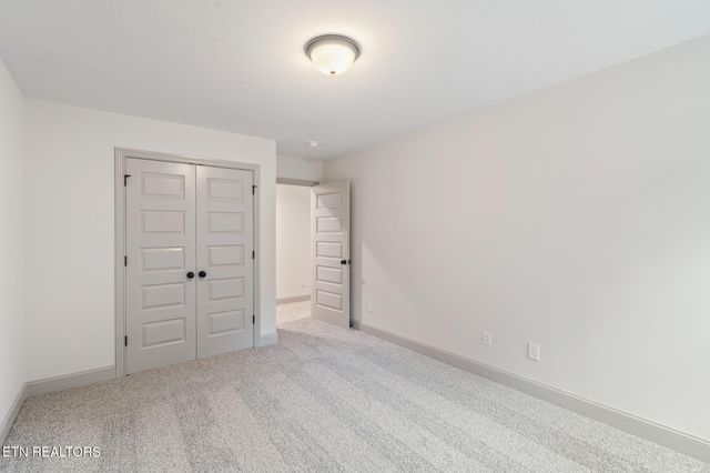 1172 Madison Oaks Rd, Knoxville, TN 37924