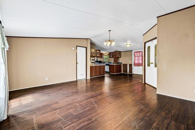 404 E Mimosa Drive, Livingston, TX 77351