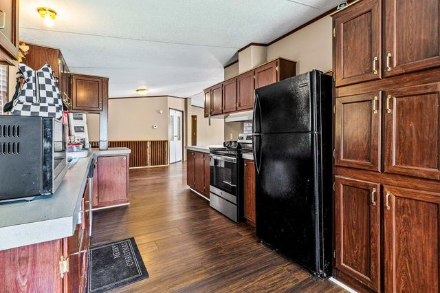 404 E Mimosa Drive, Livingston, TX 77351