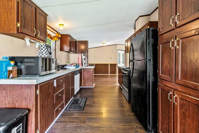 404 E Mimosa Drive, Livingston, TX 77351
