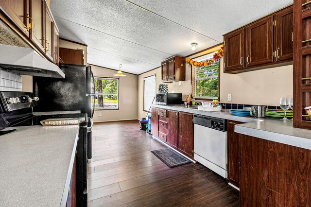 404 E Mimosa Drive, Livingston, TX 77351