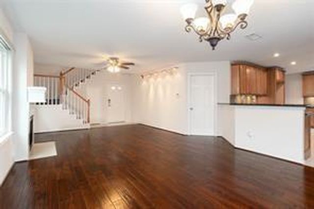 1850 Creek Drive, Houston, TX 77080