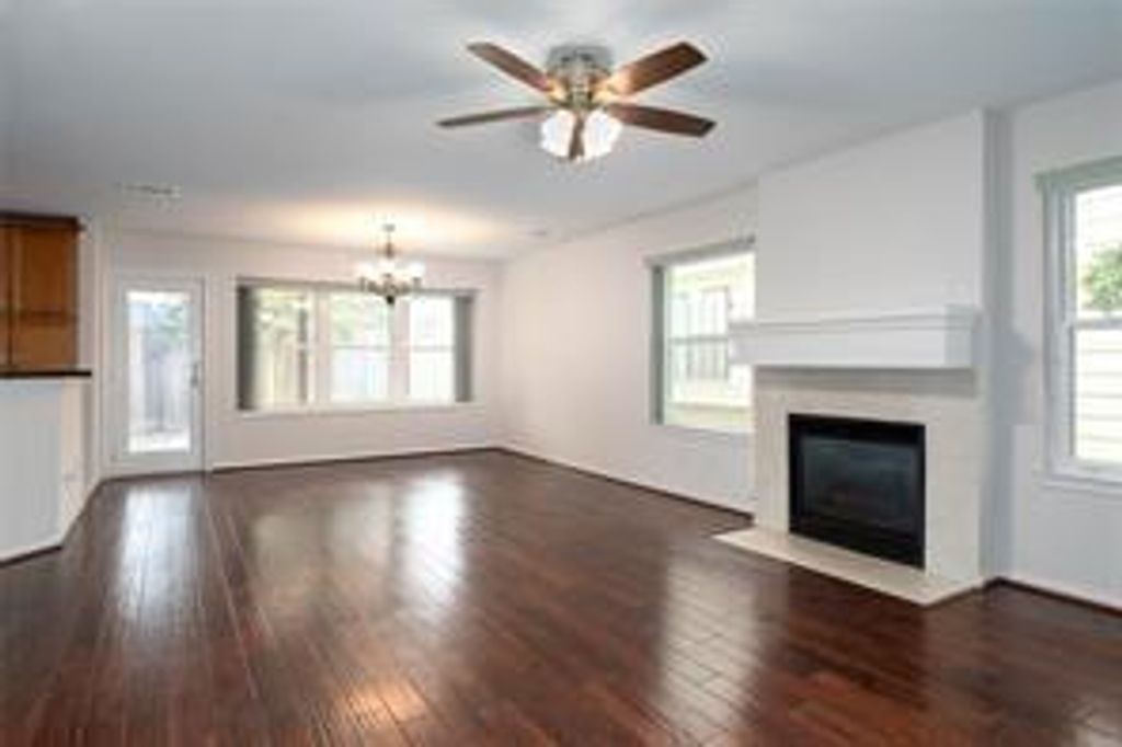 1850 Creek Drive, Houston, TX 77080