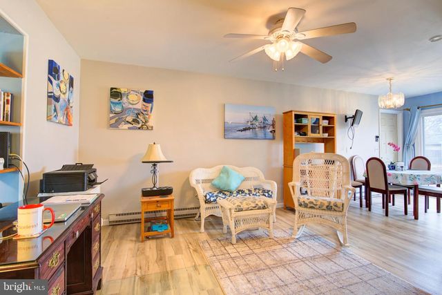 62 DARL CIR, Colonial Beach, VA 22443