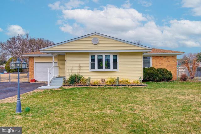 62 DARL CIR, Colonial Beach, VA 22443