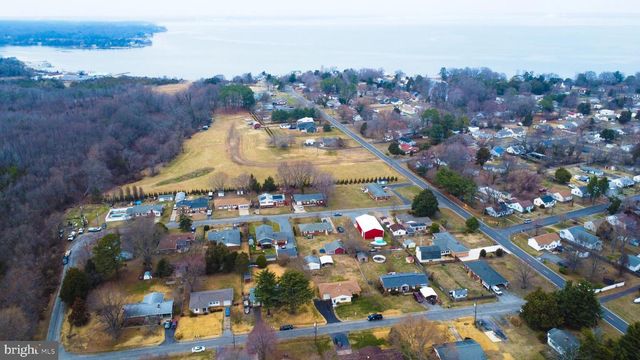 62 DARL CIR, Colonial Beach, VA 22443