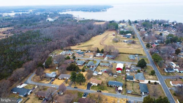 62 DARL CIR, Colonial Beach, VA 22443