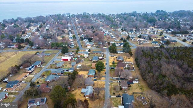 62 DARL CIR, Colonial Beach, VA 22443