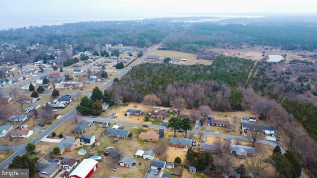 62 DARL CIR, Colonial Beach, VA 22443