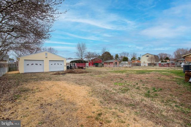 62 DARL CIR, Colonial Beach, VA 22443