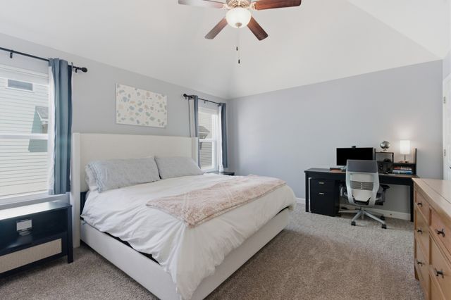 2004 French Bayou Ln, Hendersonville, TN 37075