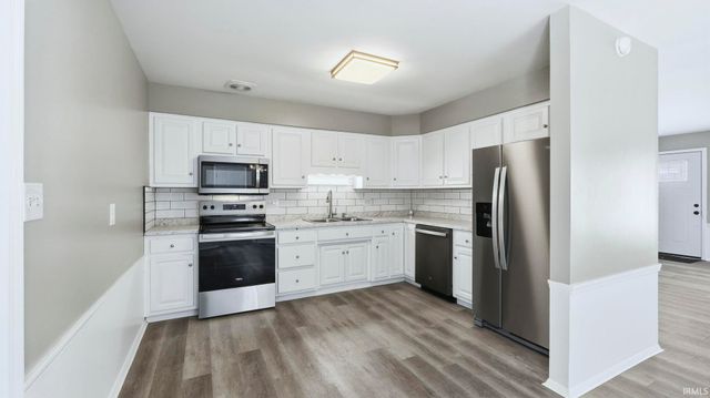 5110 Eastwick Drive, Fort Wayne, IN 46815