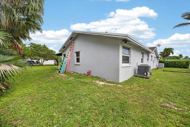 16040 SW 283rd St, Homestead, FL 33033