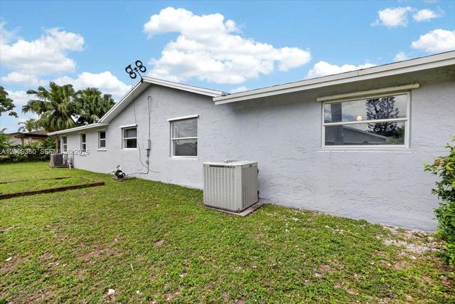 16040 SW 283rd St, Homestead, FL 33033
