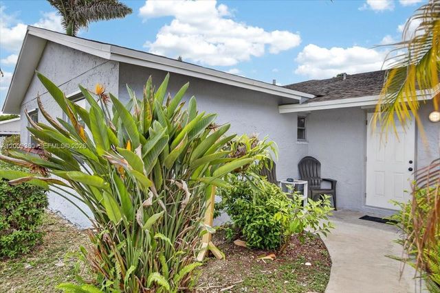 16040 SW 283rd St, Homestead, FL 33033
