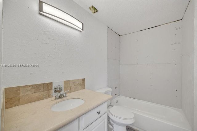 16040 SW 283rd St, Homestead, FL 33033
