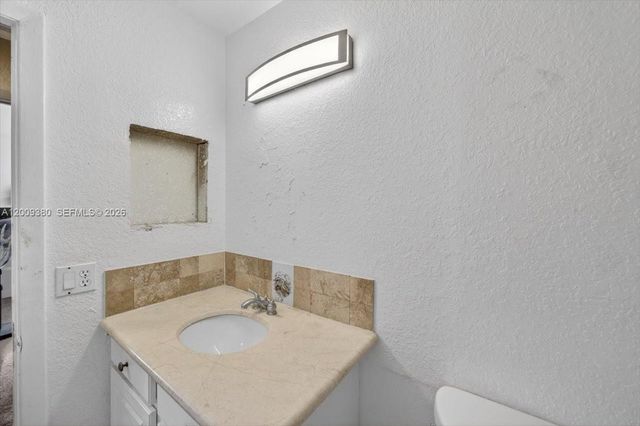 16040 SW 283rd St, Homestead, FL 33033