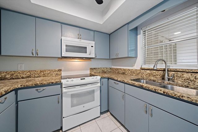 4812 MINK ROAD, Sarasota, FL 34235