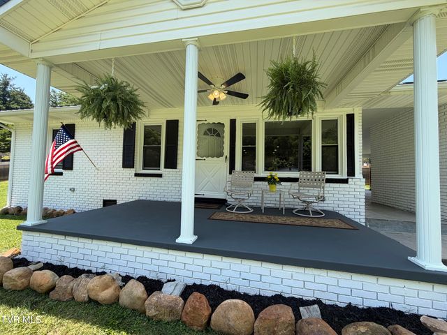 103 Commodore Avenue, Elizabethton, TN 37643