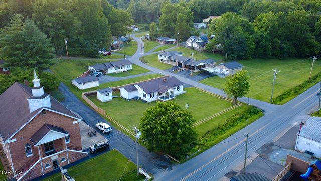 103 Commodore Avenue, Elizabethton, TN 37643