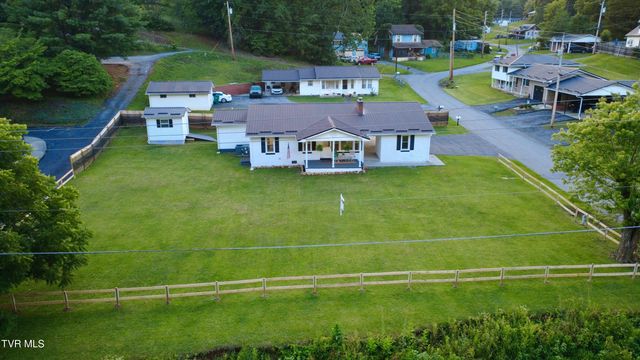103 Commodore Avenue, Elizabethton, TN 37643