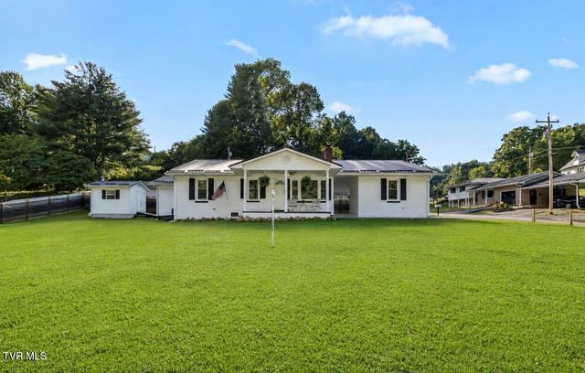 103 Commodore Avenue, Elizabethton, TN 37643
