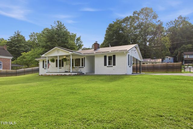 103 Commodore Avenue, Elizabethton, TN 37643