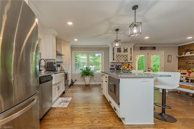 3845 Ranchwood Drive, Clemmons, NC 27012