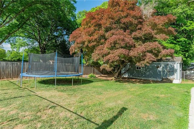 3845 Ranchwood Drive, Clemmons, NC 27012