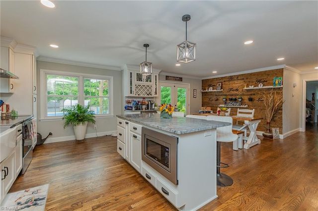 3845 Ranchwood Drive, Clemmons, NC 27012