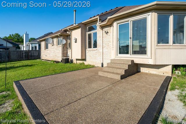 50847 Commons Drive, Macomb, MI 48042