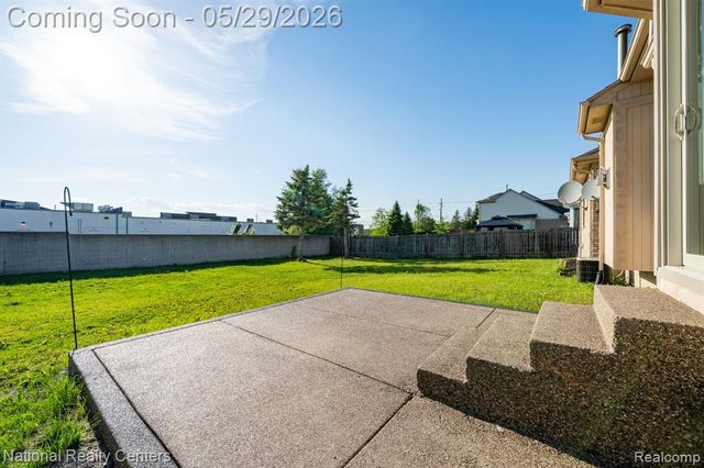 50847 Commons Drive, Macomb, MI 48042