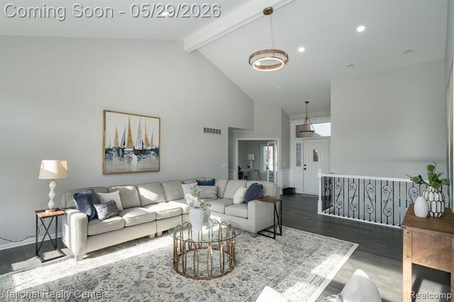 50847 Commons Drive, Macomb, MI 48042