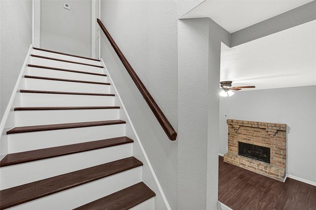 2425 Augusta Drive 29, Houston, TX 77057