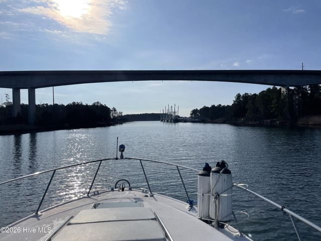 625 Vandemere Creek Drive, Vandemere, NC 28587