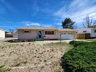 48 Caledonia Rd, Pueblo, CO 81001