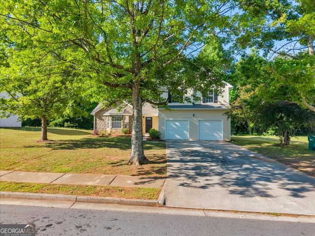 417 Grove Park Drive, Locust Grove, GA 30248