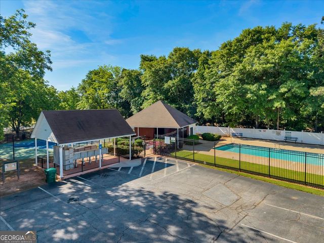 417 Grove Park Drive, Locust Grove, GA 30248