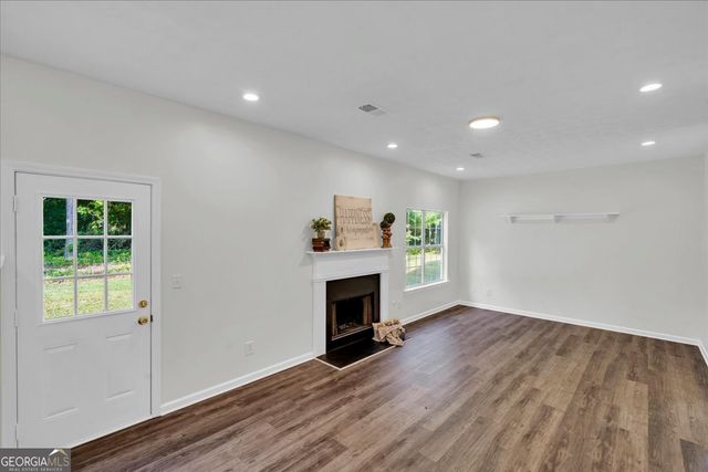 417 Grove Park Drive, Locust Grove, GA 30248