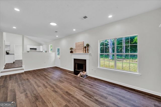 417 Grove Park Drive, Locust Grove, GA 30248
