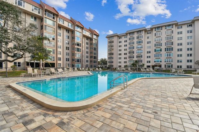 620 EDGEWATER DRIVE 204, Dunedin, FL 34698