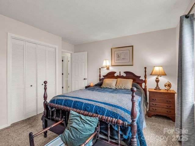 119 Long John Drive, Hendersonville, NC 28791