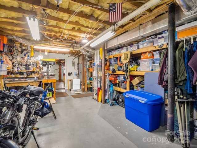 119 Long John Drive, Hendersonville, NC 28791