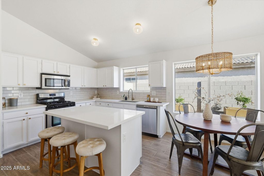 13199 W ALVARADO Circle, Goodyear, AZ 85395