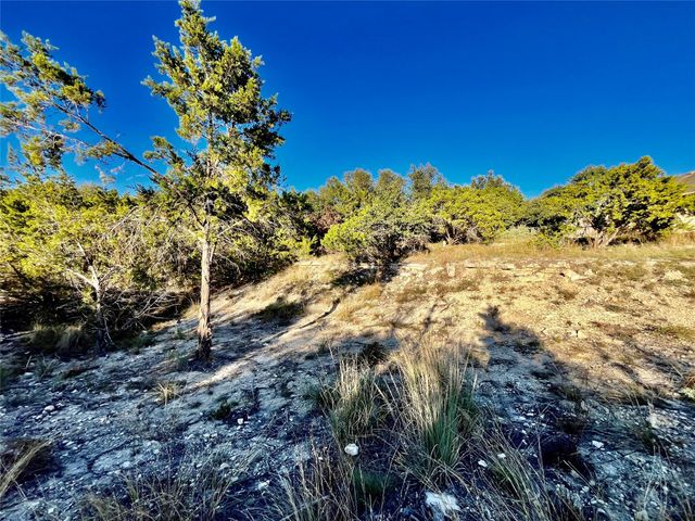 17612 Village DR, Dripping Springs, TX 78620