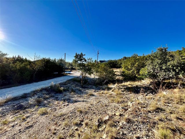17612 Village DR, Dripping Springs, TX 78620