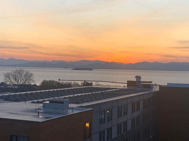 131 Main St Apt 504, Burlington, VT 05401