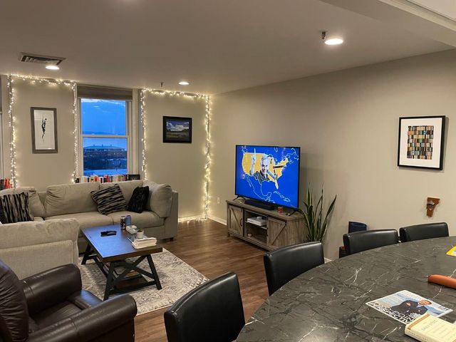 131 Main St Apt 504, Burlington, VT 05401